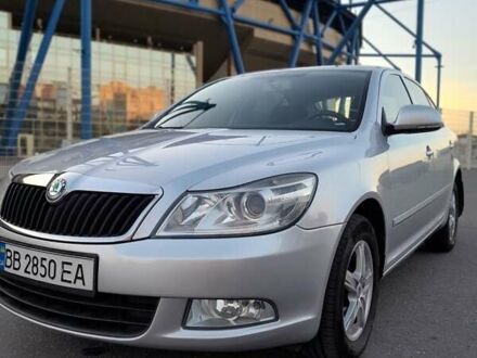 Шкода Октавія 2012 у Харкові на Automoto.ua Сірий Шкода Октавія, об'ємом двигуна 1.6 л та пробігом 210 тис. км за 8900 $, фото 1 на Automoto.ua