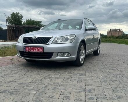 Серый Шкода Октавия, объемом двигателя 2 л и пробегом 210 тыс. км за 9350 $, фото 1 на Automoto.ua