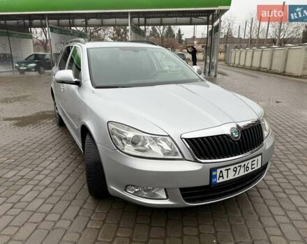 Серый Шкода Октавия, объемом двигателя 1.6 л и пробегом 273 тыс. км за 8450 $, фото 1 на Automoto.ua