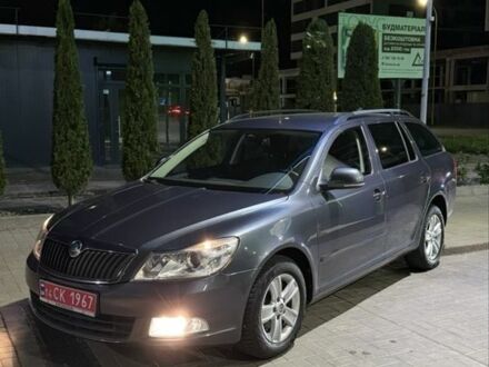 Шкода Октавія 2012 у Ужгороді на Automoto.ua Сірий Шкода Октавія, об'ємом двигуна 1.2 л та пробігом 240 тис. км за 5999 $, фото 1 на Automoto.ua