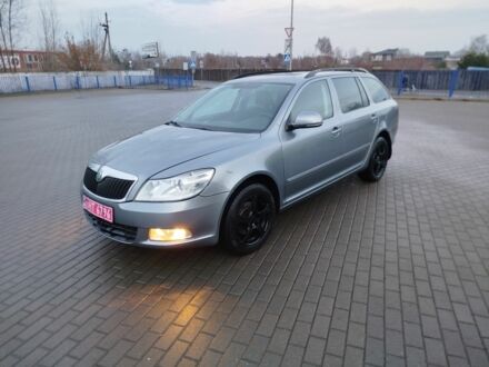 Серый Шкода Октавия, объемом двигателя 1.4 л и пробегом 206 тыс. км за 6800 $, фото 1 на Automoto.ua