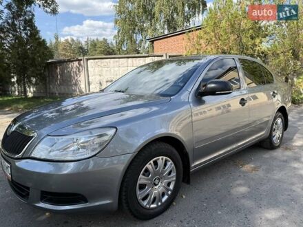 Серый Шкода Октавия, объемом двигателя 1.6 л и пробегом 173 тыс. км за 7700 $, фото 1 на Automoto.ua