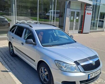 Сірий Шкода Октавія, об'ємом двигуна 1.6 л та пробігом 267 тис. км за 8200 $, фото 1 на Automoto.ua