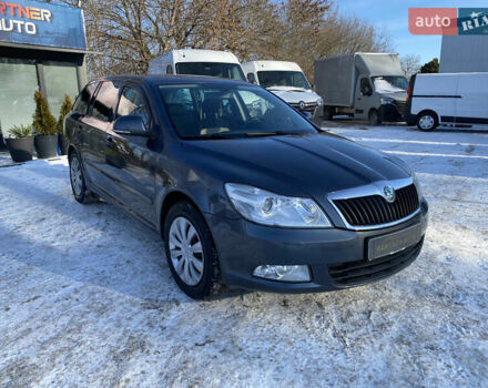 Серый Шкода Октавия, объемом двигателя 1.8 л и пробегом 218 тыс. км за 8300 $, фото 1 на Automoto.ua