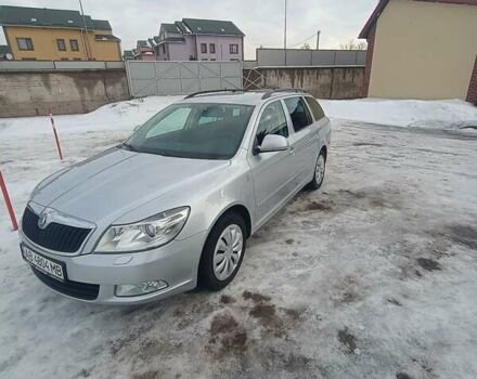 Серый Шкода Октавия, объемом двигателя 1.6 л и пробегом 212 тыс. км за 9499 $, фото 1 на Automoto.ua
