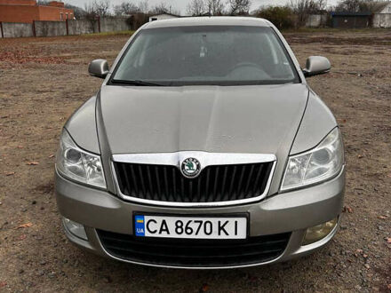 Серый Шкода Октавия, объемом двигателя 1.8 л и пробегом 263 тыс. км за 5999 $, фото 1 на Automoto.ua