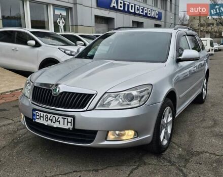 Серый Шкода Октавия, объемом двигателя 1.97 л и пробегом 274 тыс. км за 8800 $, фото 1 на Automoto.ua