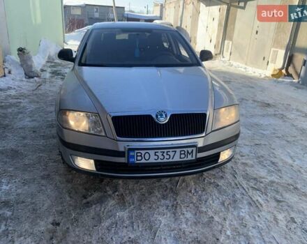 Серый Шкода Октавия, объемом двигателя 1.6 л и пробегом 279 тыс. км за 7200 $, фото 1 на Automoto.ua