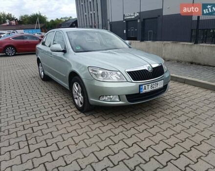 Серый Шкода Октавия, объемом двигателя 1.2 л и пробегом 182 тыс. км за 9000 $, фото 1 на Automoto.ua