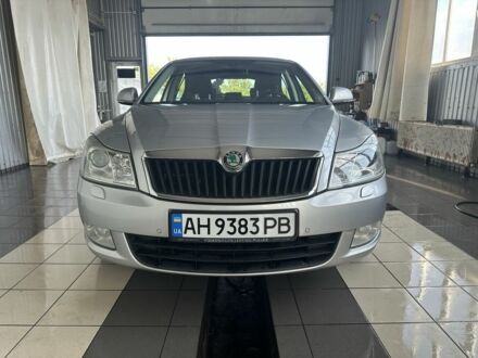 Шкода Октавия 2012 в Славянске на Automoto.ua Серый Шкода Октавия, объемом двигателя 1.6 л и пробегом 234 тыс. км за 9100 $, фото 1 на Automoto.ua