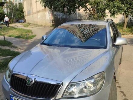 Шкода Октавия 2012 в Виннице на Automoto.ua Серый Шкода Октавия, объемом двигателя 1.6 л и пробегом 192 тыс. км за 8390 $, фото 1 на Automoto.ua