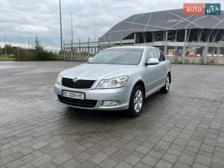 Шкода Октавия 2012 в Львове на Automoto.ua Серый Шкода Октавия, объемом двигателя 1.6 л и пробегом 211 тыс. км за 9400 $, фото 1 на Automoto.ua