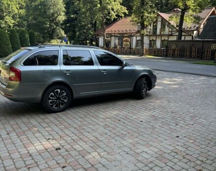 Сірий Шкода Октавія, об'ємом двигуна 2 л та пробігом 208 тис. км за 11300 $, фото 1 на Automoto.ua