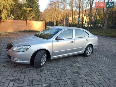 Сірий Шкода Октавія, об'ємом двигуна 1.6 л та пробігом 230 тис. км за 7777 $, фото 1 на Automoto.ua