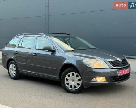 Серый Шкода Октавия, объемом двигателя 1.6 л и пробегом 195 тыс. км за 7500 $, фото 1 на Automoto.ua