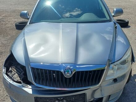 Серый Шкода Октавия, объемом двигателя 0 л и пробегом 400 тыс. км за 4500 $, фото 1 на Automoto.ua