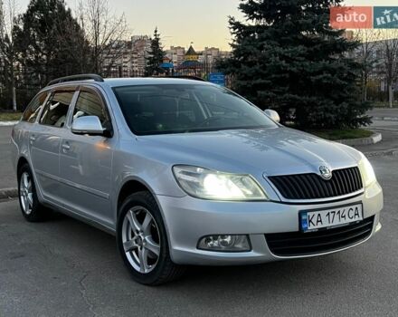 Серый Шкода Октавия, объемом двигателя 1.6 л и пробегом 320 тыс. км за 6900 $, фото 1 на Automoto.ua