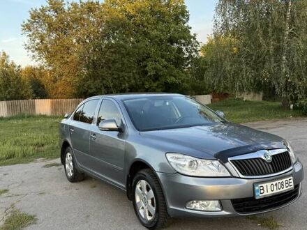 Серый Шкода Октавия, объемом двигателя 1.8 л и пробегом 240 тыс. км за 8800 $, фото 1 на Automoto.ua