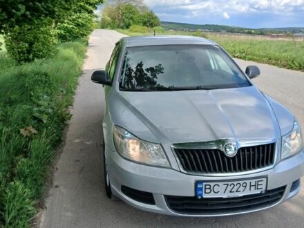 Шкода Октавия 2012 в Перемышлянах на Automoto.ua Серый Шкода Октавия, объемом двигателя 1.6 л и пробегом 337 тыс. км за 7000 $, фото 1 на Automoto.ua