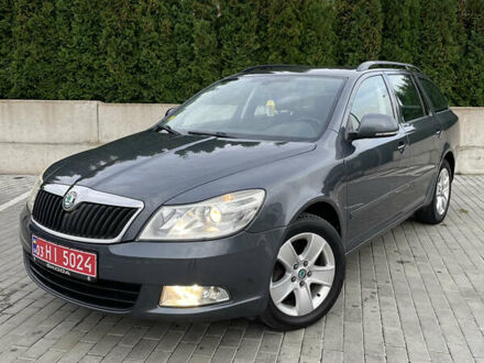 Серый Шкода Октавия, объемом двигателя 1.6 л и пробегом 214 тыс. км за 9200 $, фото 1 на Automoto.ua