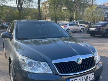 Шкода Октавия 2012 в Запорожье на Automoto.ua Серый Шкода Октавия, объемом двигателя 0 л и пробегом 175 тыс. км за 9200 $, фото 1 на Automoto.ua