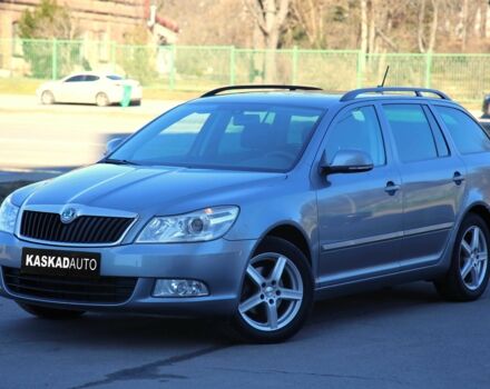 Сірий Шкода Октавія, об'ємом двигуна 0 л та пробігом 197 тис. км за 9600 $, фото 1 на Automoto.ua