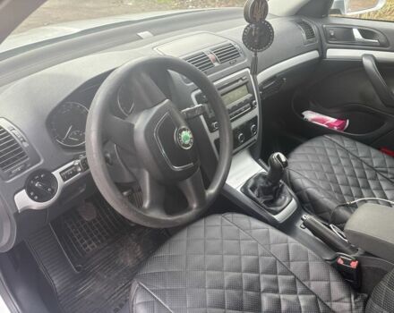 Серый Шкода Октавия, объемом двигателя 1.6 л и пробегом 280 тыс. км за 8200 $, фото 1 на Automoto.ua