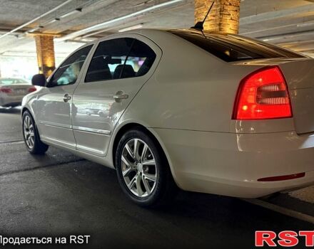 Сірий Шкода Октавія, об'ємом двигуна 1.6 л та пробігом 220 тис. км за 8888 $, фото 1 на Automoto.ua