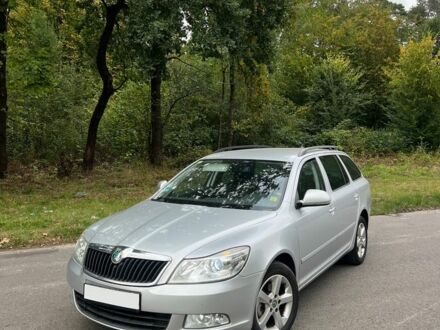 Шкода Октавия 2012 в Луцке на Automoto.ua Серый Шкода Октавия, объемом двигателя 2 л и пробегом 314 тыс. км за 9400 $, фото 1 на Automoto.ua