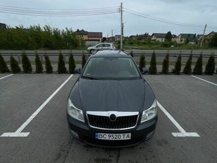 Сірий Шкода Октавія, об'ємом двигуна 1.6 л та пробігом 318 тис. км за 8100 $, фото 1 на Automoto.ua