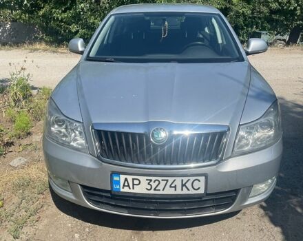 Серый Шкода Октавия, объемом двигателя 1.6 л и пробегом 239 тыс. км за 8000 $, фото 1 на Automoto.ua