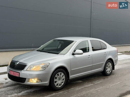 Серый Шкода Октавия, объемом двигателя 1.6 л и пробегом 180 тыс. км за 7999 $, фото 1 на Automoto.ua