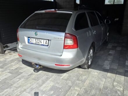 Шкода Октавія 2012 у Сарнах на Automoto.ua Сірий Шкода Октавія, об'ємом двигуна 1.8 л та пробігом 332 тис. км за 6800 $, фото 1 на Automoto.ua