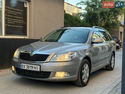 Сірий Шкода Октавія, об'ємом двигуна 1.6 л та пробігом 260 тис. км за 7500 $, фото 1 на Automoto.ua