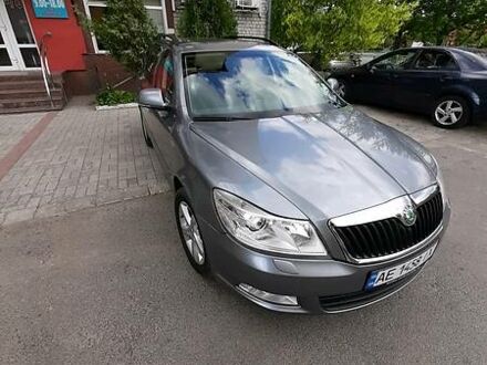 Сірий Шкода Октавія, об'ємом двигуна 1.6 л та пробігом 218 тис. км за 9300 $, фото 1 на Automoto.ua
