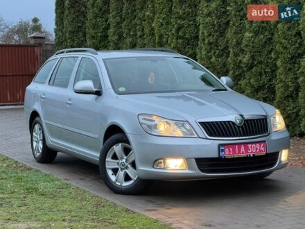 Серый Шкода Октавия, объемом двигателя 1.6 л и пробегом 230 тыс. км за 10500 $, фото 1 на Automoto.ua