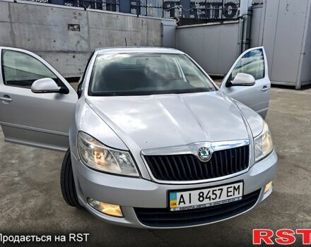 Серый Шкода Октавия, объемом двигателя 1.8 л и пробегом 220 тыс. км за 6500 $, фото 1 на Automoto.ua