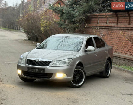 Сірий Шкода Октавія, об'ємом двигуна 1.8 л та пробігом 160 тис. км за 7300 $, фото 1 на Automoto.ua