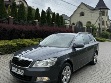 Шкода Октавия 2012 в Черновцах на Automoto.ua Серый Шкода Октавия, объемом двигателя 1.97 л и пробегом 356 тыс. км за 10500 $, фото 1 на Automoto.ua