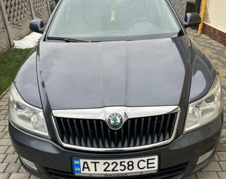 Сірий Шкода Октавія, об'ємом двигуна 1.6 л та пробігом 175 тис. км за 7600 $, фото 1 на Automoto.ua