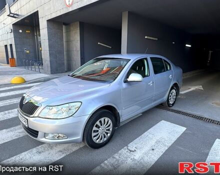 Серый Шкода Октавия, объемом двигателя 1.6 л и пробегом 175 тыс. км за 6900 $, фото 1 на Automoto.ua