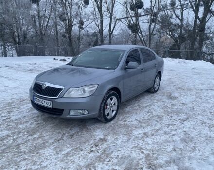 Серый Шкода Октавия, объемом двигателя 1.6 л и пробегом 220 тыс. км за 7950 $, фото 1 на Automoto.ua