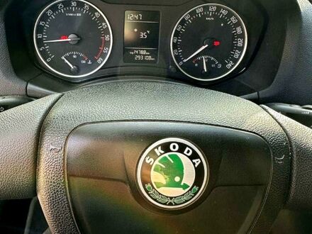 Шкода Октавия 2013 в Тернополе на Automoto.ua Серый Шкода Октавия, объемом двигателя 16 л и пробегом 293 тыс. км за 8200 $, фото 1 на Automoto.ua