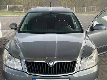 Серый Шкода Октавия, объемом двигателя 1.8 л и пробегом 156 тыс. км за 8500 $, фото 1 на Automoto.ua