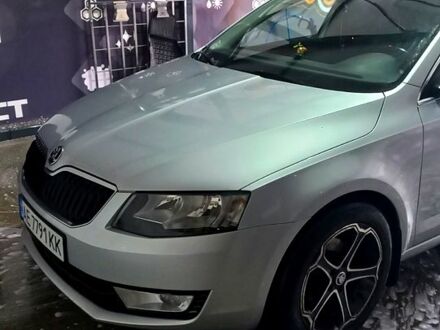 Шкода Октавия 2013 в Никополе на Automoto.ua Серый Шкода Октавия, объемом двигателя 2 л и пробегом 247 тыс. км за 10000 $, фото 1 на Automoto.ua