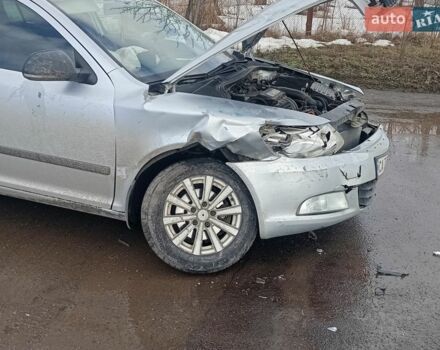 Серый Шкода Октавия, объемом двигателя 1.6 л и пробегом 280 тыс. км за 4000 $, фото 1 на Automoto.ua