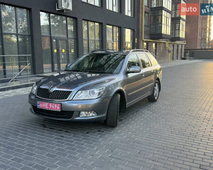 Серый Шкода Октавия, объемом двигателя 1.6 л и пробегом 212 тыс. км за 8999 $, фото 1 на Automoto.ua
