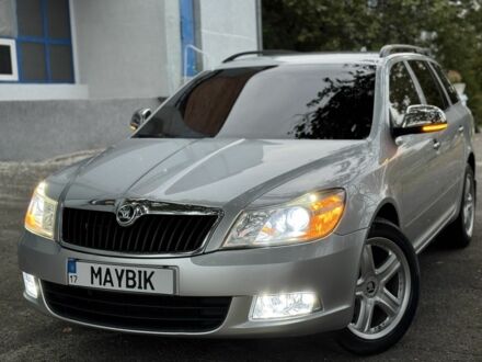 Серый Шкода Октавия, объемом двигателя 2 л и пробегом 200 тыс. км за 10200 $, фото 1 на Automoto.ua