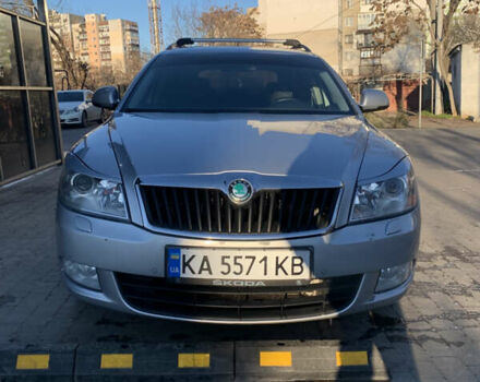 Серый Шкода Октавия, объемом двигателя 1.6 л и пробегом 275 тыс. км за 10000 $, фото 1 на Automoto.ua