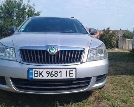 Серый Шкода Октавия, объемом двигателя 1.6 л и пробегом 266 тыс. км за 7500 $, фото 1 на Automoto.ua